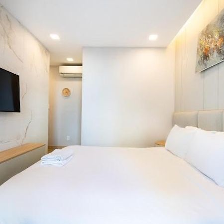 Apartment Near Secc Scenic Valley 호치민 외부 사진